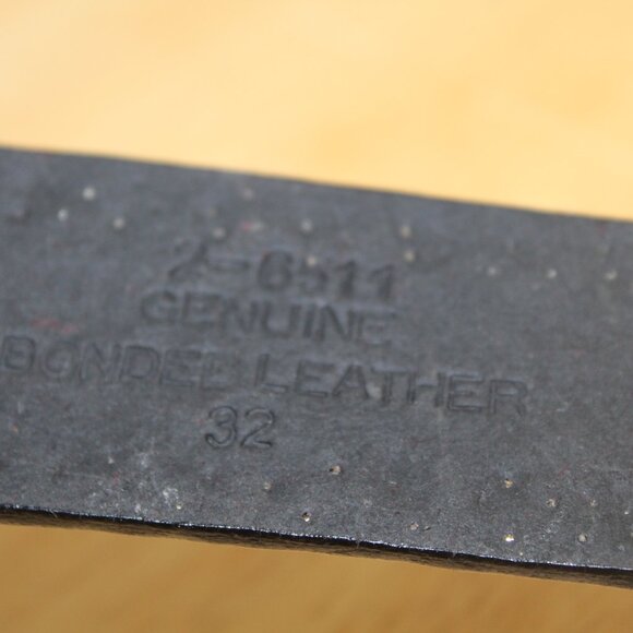 Genuine Black Bonded Leather Silver Studded Flame Biker Trucker Belt 32 - Picture 8 of 8